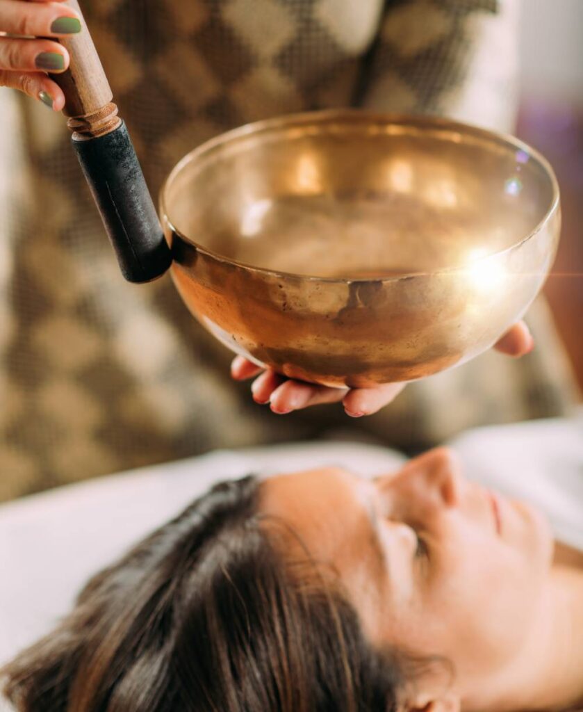 Âm thanh trị liệu: Một phương pháp chữa lành từ sâu bên trong cơ thể